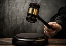 Penggugat Tak Hadir, Sidang Gugatan Persebaya Ditunda palu