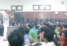 Menunggak Gaji Pemain Rp 6,5 Miliar, Cholid Ghoromah Segera Dipanggil Disnaker demo gaji