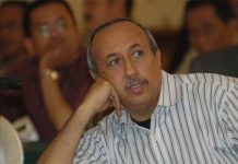 Panduan Cara Mendepak Cholid Goromah dari Persebaya