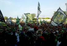 Antara JDT dan Persebaya, Uang Bisa Membeli Kesuksesan, Tapi Tak Bisa Membeli Tradisi