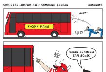 Suporter Lempar Batu Sembunyi Tangan