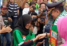 Bonek Ikut Sambut Kapolrestabes Baru