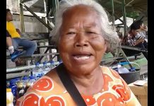 Sebelum Raisa, Emak Penjual Asongan Lapangan Persebaya Juga Doakan Andik