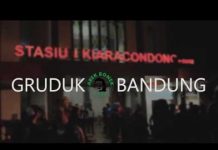 250 Bonek via Kereta Tiba di Bandung