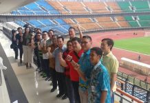 Manajemen Ajak Calon Sponsor Kunjungi Stadion GBT