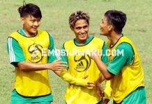 Sidik Saimima, Generasi Tulehu di Persebaya