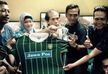 Perjuangan Bonek Hoofdbureau Masuk Sepuluh Pembeli Pertama Jersey Pramusim