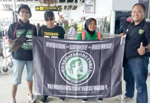 Setelah Kapal Laut, Bonek Rame-Rame ke Martapura Naik Pesawat