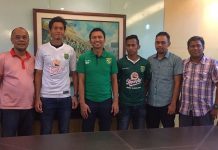 Rishadi Fauzi dan Mardiono Diperkenalkan Jadi Pemain Persebaya