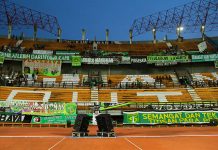 Tuntut Iwan Out, Bonek Kosongkan Tribun Selatan