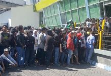 Tentang Cinta, Rindu, dan Keterbatasan Mendukung Persebaya