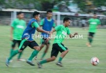 Persebaya Buru Pemain Belakang di Bursa Transfer