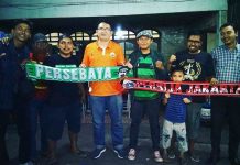 Nobar Timnas, Ketum Jakmania Sambangi Warkop Bonek