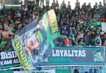 Mbonek dengan Niat Nonton Persebaya