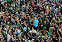 Dengar Lagu Persebaya Bikin Pacar Ingin Mbonek