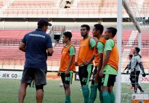 Persebaya vs Persinga: Menang dan Jadi Juara Grup
