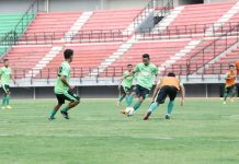 Alfredo Sebut Persebaya Butuh Defender dan Sayap