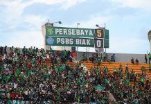 Tribun Kidul Koreo “Go Liga 1”, Tribun Utara Ubah Lirik Lagu Wall of Death