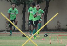 Antisipasi Cedera, Persebaya Eksperimen Posisi Pemain