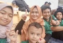 Bonek Ini Boyong Keluarganya Nonton Persebaya Hingga Final