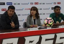 Main Simple, Cara Persebaya Atasi PSPS