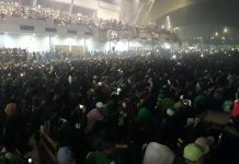 10.000 Bonek Padati Nobar di JX International