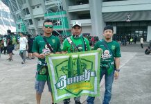 Anggap GBT Tak Layak, Bonek Malaysia Hanya Hadir di Laga Tandang Persebaya