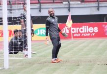 Alfonsius Kelvan, Antara Kolak Pisang dan Es Blewah