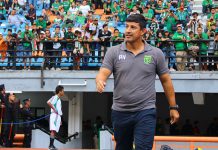 Pilih David da Silva atau Comvalius, Coach Alfredo?