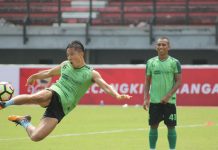 Jelang Lawan Persela, Persebaya Gelar Latihan