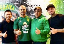 David Da Silva Urus KITAS di Singapura