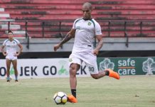 Latihan Perdana, David da Silva Senang Gabung Persebaya
