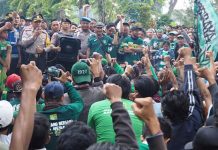Bonek Hoofy Gelar Nobar Persebaya vs Arema FC