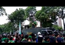 Ribuan Bonek Kawal Sidang Vonis Jhonerly Simanjuntak