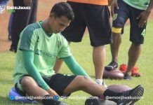 Jeda Kompetisi, Rodeg Bertekad Lunasi Utang Sarjana kepada Keluarga