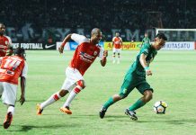 Pujian Peter Butler untuk Persebaya dan Bonek
