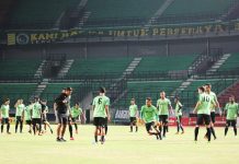 Latihan Persebaya Jelang Lawan Persipura