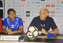 Gomez Nantikan Laga Persebaya vs Persib, Ingin Bawa Tiga Poin