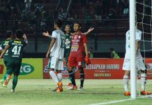 Tumbangkan PSMS, Persebaya Menang Lebih dari Satu Gol di Kandang