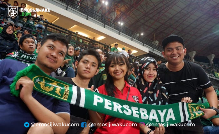 Antara Persebaya Dan Bali United Kisah Dua Cinta Di Hati Puspa Emosi Jiwaku