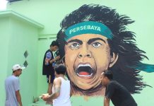 Ndas Mangap di Balai RT, Mem-Persebaya-kan Masyarakat di HUT RI