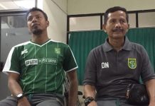Ini Alasan Djanur Bersedia Jadi Pelatih Persebaya