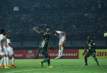 Gol Fandry untuk Korban Tragedi “Surabaya Membara”