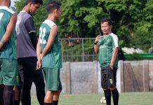 Djanur Masih Pelajari Tawaran Kontrak Persebaya