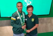 Ruben Sanadi Sempat Rayu Osvaldo Haay Bertahan di Persebaya
