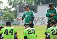 Ditinggal Tiga Bek, Djanur Putar Otak