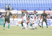 Tanpa Gol, Persebaya Imbang Lawan TIRA Persikabo di Babak Pertama