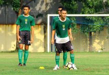 Persebaya Siapkan Rodeg dan Rian Jadi Gelandang Jangkar