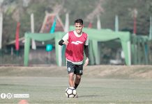 Jelang PSS vs Persebaya: Sidik Saimima Siap Hadapi Persebaya