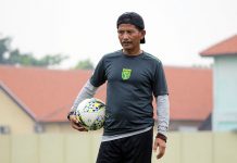 Persebaya Pecat Djanur, Bejo Sugiantoro Pelatih Caretaker